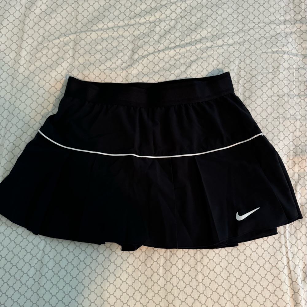 Nike Women's Victory Tennis Skirt